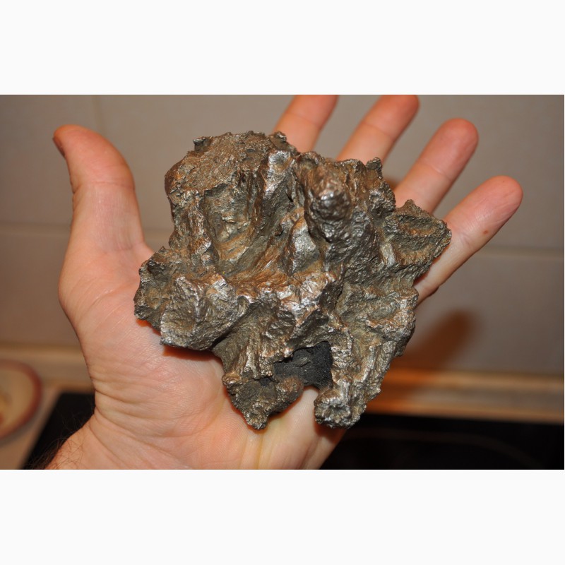 Фото 2. Продам фрагмент метеорита, весом в 1, 464 кг