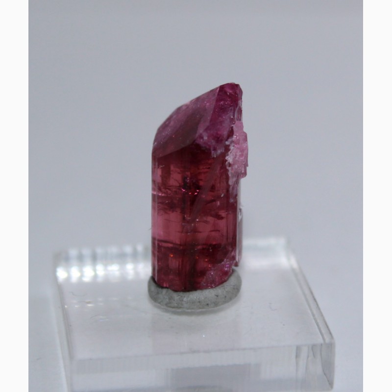 Фото 2. Турмалин розовый (рубеллит), лепидолит