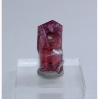 Турмалин розовый (рубеллит), лепидолит