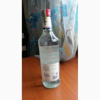 Бутылка Rossia Vodka 1 л 90-х годов для коллекции