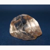 Топаз, цельный прозрачный кристалл