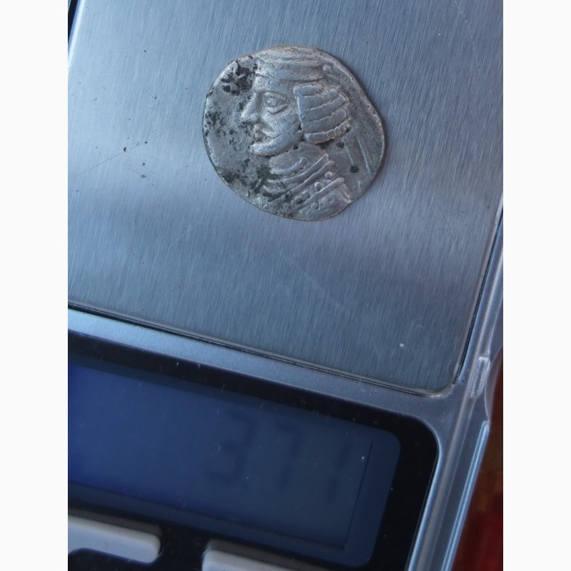 Фото 9. Серебряная монета Парфия, серебро, Парфянское царство, 9 век