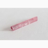Турмалин розовый, двухголовый кристалл