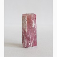 Розовый турмалин, кристалл 2