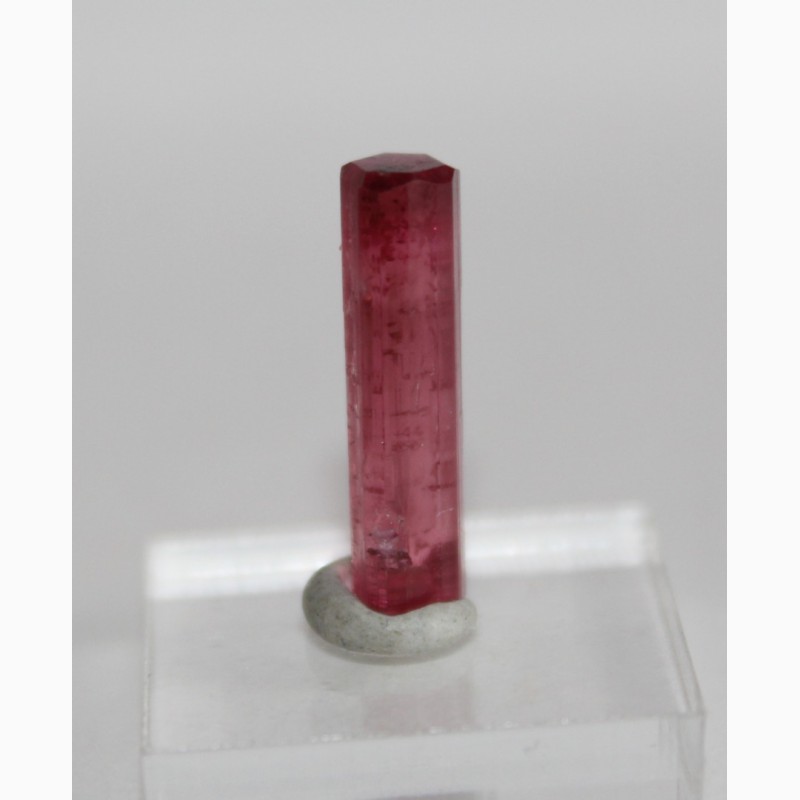 Фото 2. Турмалин розовый (рубеллит), кристалл с головкой 3