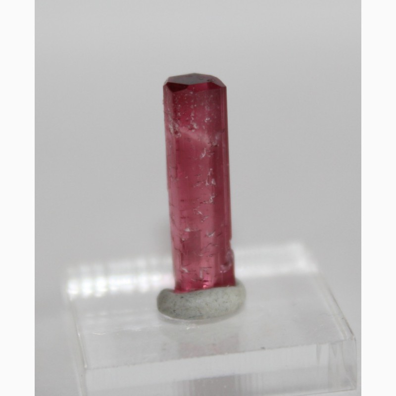 Фото 3. Турмалин розовый (рубеллит), кристалл с головкой 3