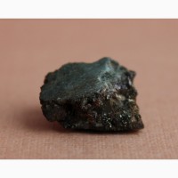 Сросток кристаллов титанита, анатаз (?) на хлоритовом сланце
