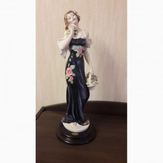 Продам статуэтка Giuseppe Armani Figurine #039;#039;Spring Rose#039;#039;