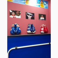 Продам коллекцию боксёрских перчаток с автографами всех Олимпийских чемпионов по боксу