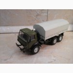 Продам коллекционные модели СССР-номерные и ранние (легковые и грузовые)