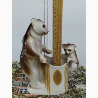 Фарфоровая статуэтка ссср медведи, медведица с медвежонком, карандашница салфетница
