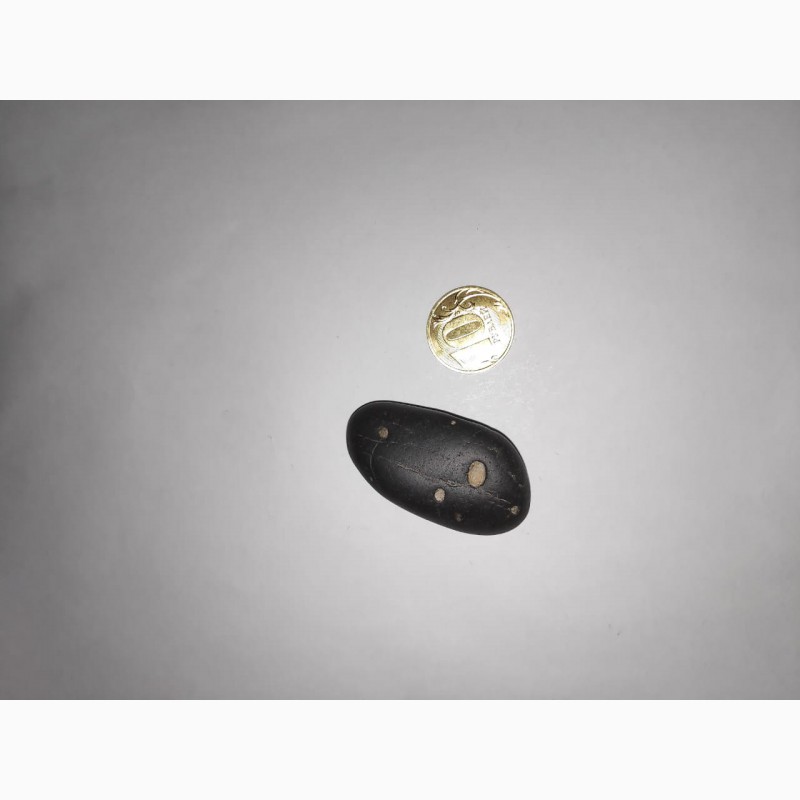 Фото 2. Lunar Meteorite 月陨石 or other very rare achondritis