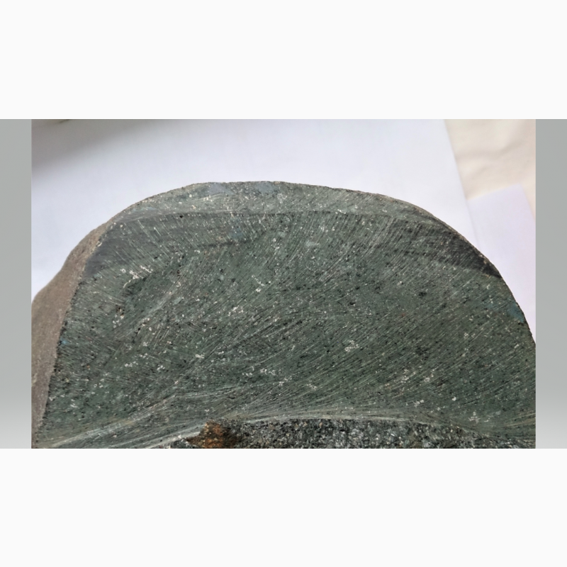 Фото 4. Метеорит каменный хондрит.Вес 7 кг