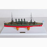 Продам модели крейсера Варяг в масштабе 1/350