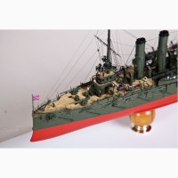 Продам модели крейсера Варяг в масштабе 1/350