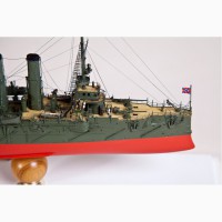 Продам модели крейсера Варяг в масштабе 1/350