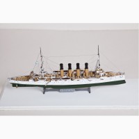 Продам модели крейсера Варяг в масштабе 1/350
