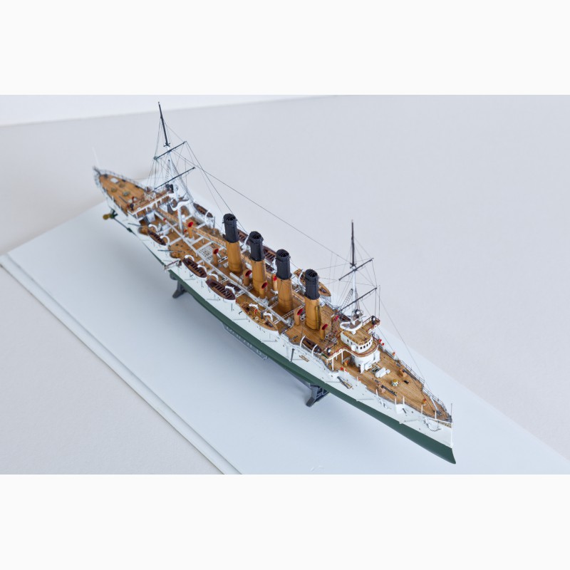 Фото 2. Продам модели крейсера Варяг в масштабе 1/350