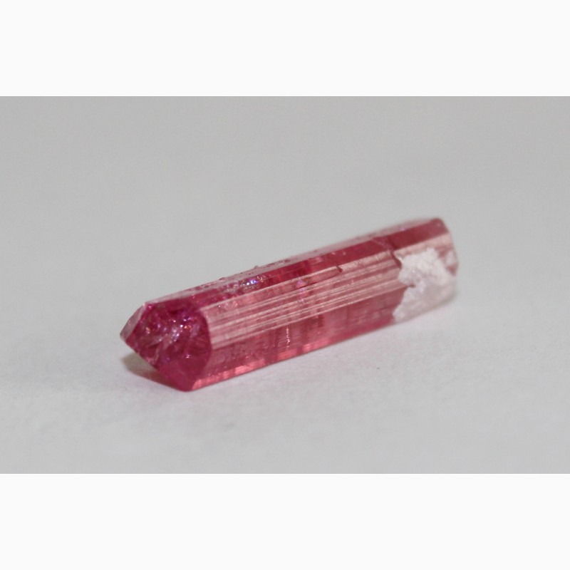 Фото 5. Турмалин розовый (рубеллит), кристалл с головкой 17