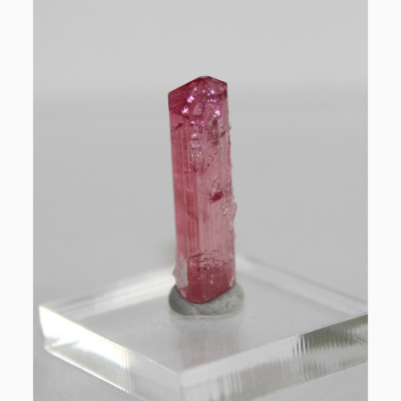 Фото 7. Турмалин розовый (рубеллит), кристалл с головкой 17