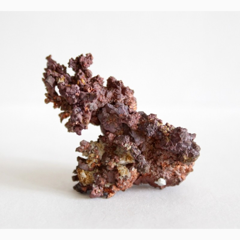 Фото 3. Самородная медь, дендритный сросток кристаллов
