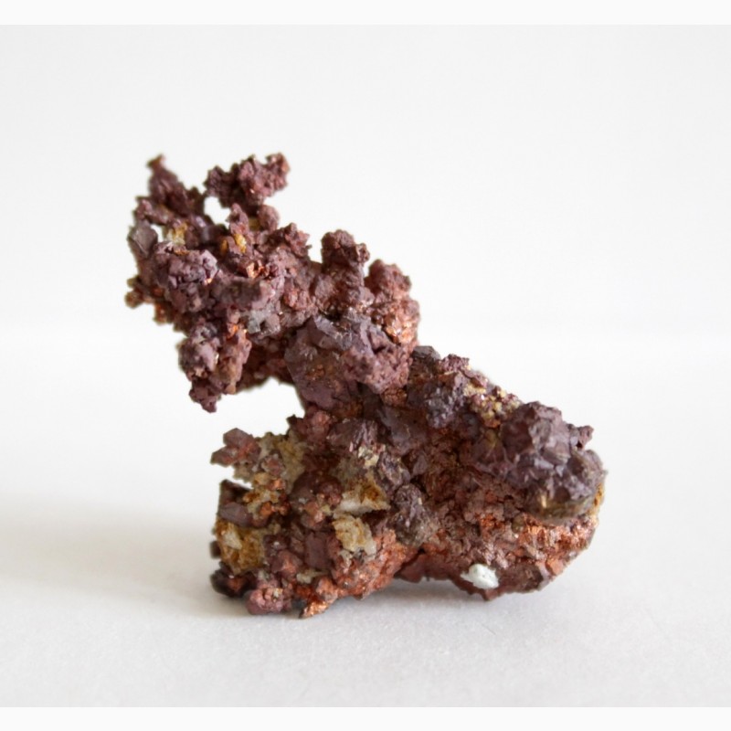 Фото 4. Самородная медь, дендритный сросток кристаллов