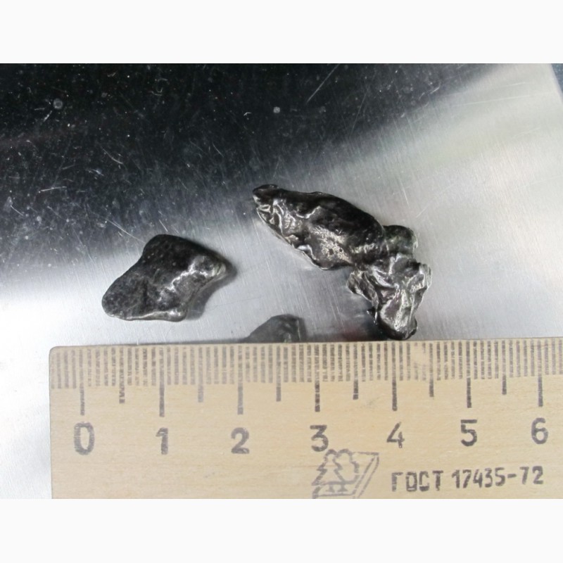 Фото 4. Железные метеориты 3 шт, магнитятся, вес 12, 5 гр