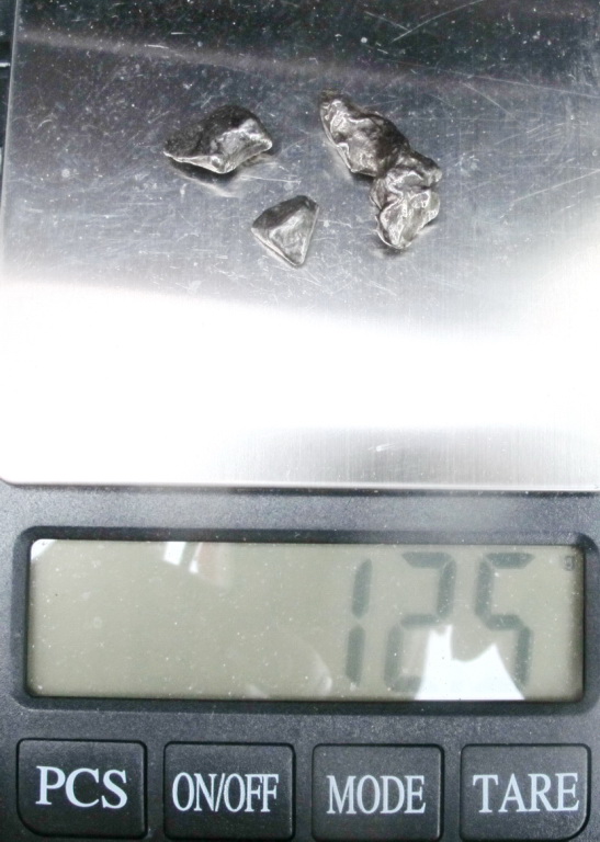 Фото 5. Железные метеориты 3 шт, магнитятся, вес 12, 5 гр