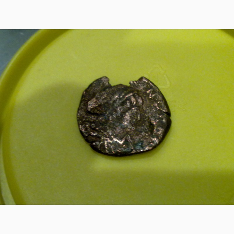 Фото 4. Античная бронзовая монета