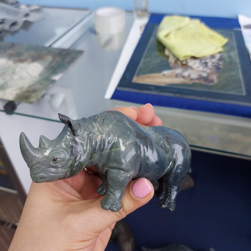 Фото 2. Продам моноблочную миниатюру Носорог, камень-яшма, тигровый глаз