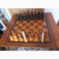Шахматы деревянные большие со столом-шахматной доской, СССР