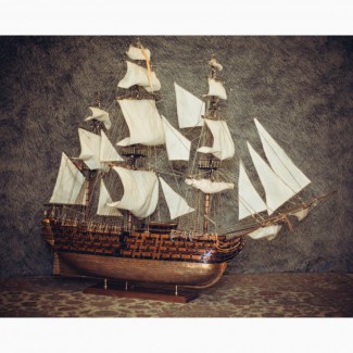 Продам макет корабляМодель Корабля Santisima Trinidad