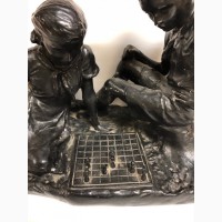 Скульптура Пионеры за игрой в шахматыСССР