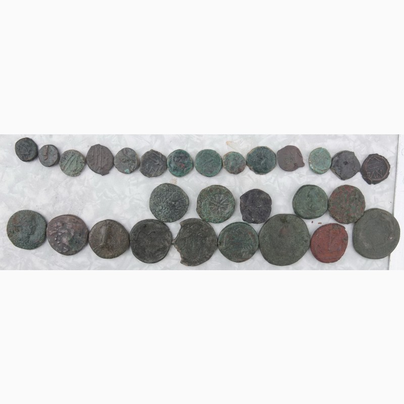 Фото 2. Античные монеты медные, Боспорское царство