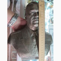 Бюст Жукова, скульптор Баганов, сплав белого металла высота