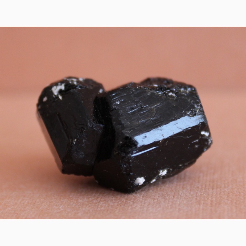 Фото 5. Черный турмалин (шерл), сросток кристаллов