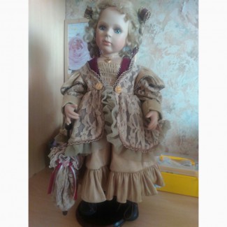 Продам коллекционную куклу Натали