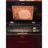 Продам музыкальную шкатулку 19 века