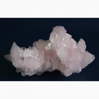 Кальцит розовый, сросток дисковидных кристаллов