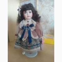 Продам коллекционную куклу Джулия