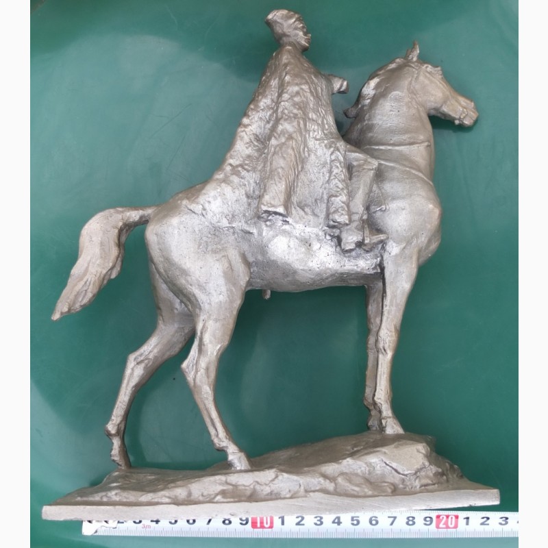 Фото 3. Силуминовая статуэтка Чапай на коне, Монументскульптура, СССР
