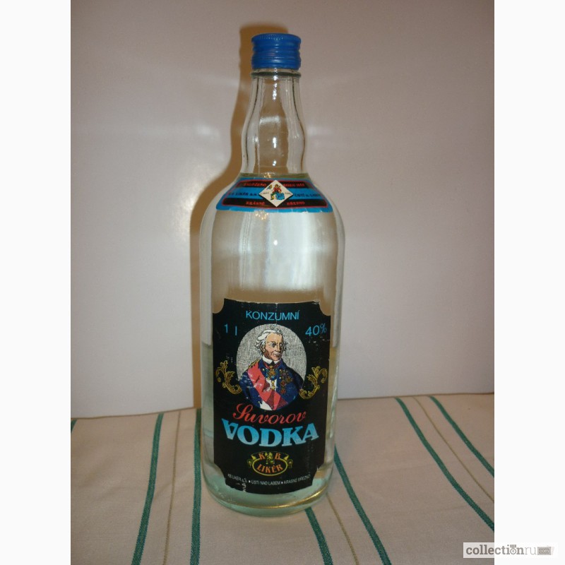 Фото 9. Коллекцию бутылок импортной водки 90х годов продам