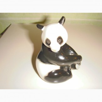 Продам:статуэтка Медведь Панда