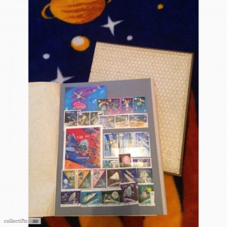 Продам два альбома почтовых марок. Космос и Живопись