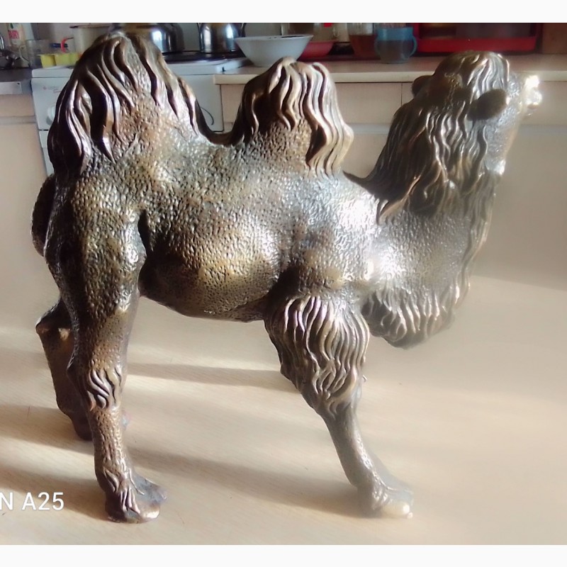 Фото 3. Продам статуэтку: Верблюд- двугорбый бронза, Монголия