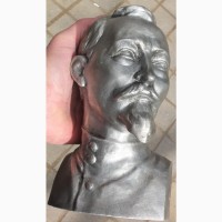 Бюст Дзержинский, сплав белого металла, авторский, высота 22 см