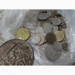 Монеты и бумажные купюры