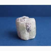 Берилл, шестигранный кристалл