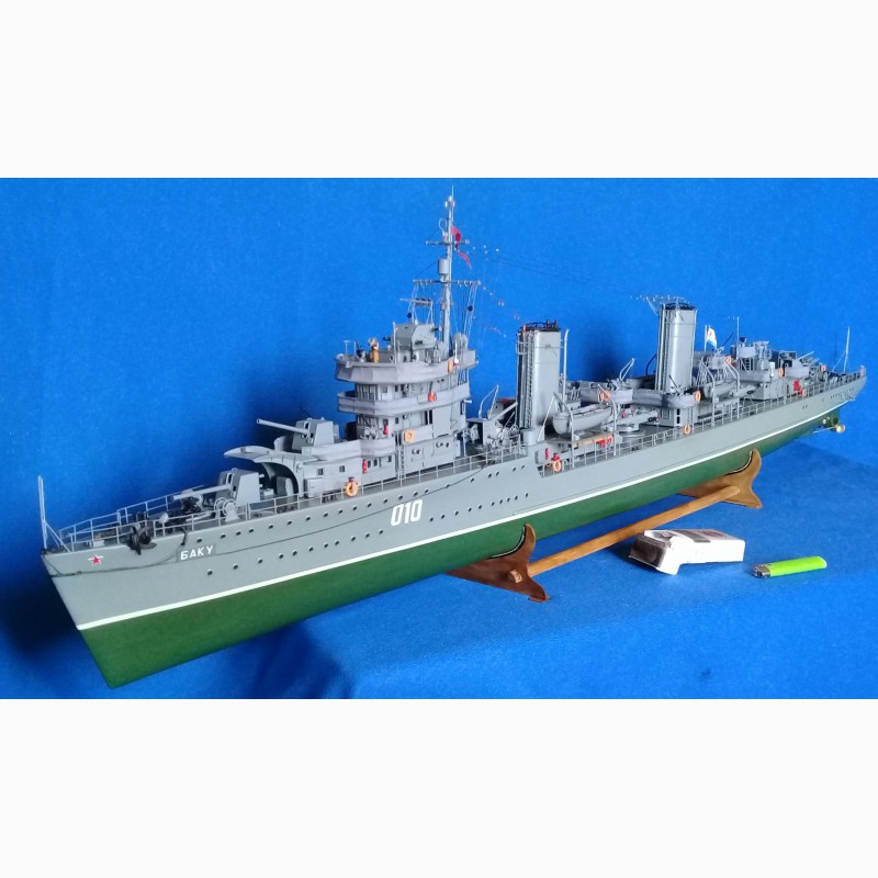 Продам модель лидера эсминцев