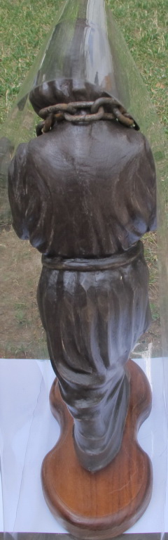 Фото 5. Деревянная статуэтка Безликое время со своей ношей, резьба по дереву, авторская работа